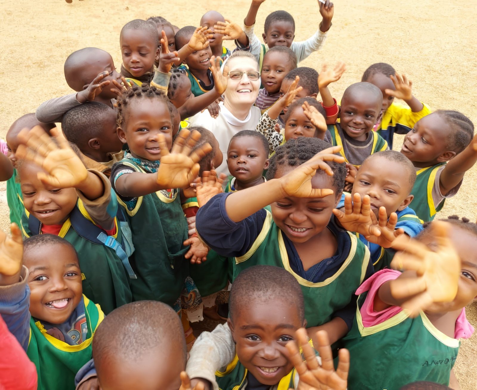 Afrykańscy kardynałowie o wizycie Leona XIV: może dać impuls do życia w pokoju