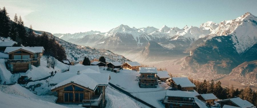 Eksplozja w kurorcie narciarskim. Kilka osób zginęło