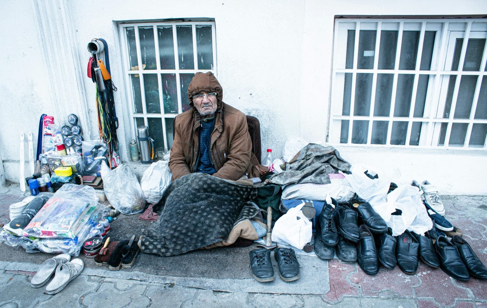 Policja: od listopada z wychłodzenia zmarło 10 osób, wrażliwość i reakcja mogą zapobiec tragedii