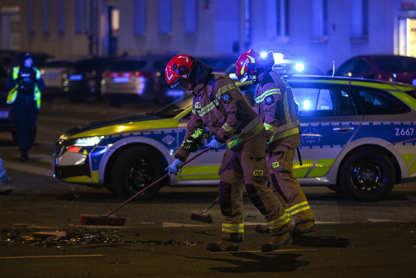 Tragiczny wypadek w Warszawie, śledczy postawili zarzuty obojgu kierującym