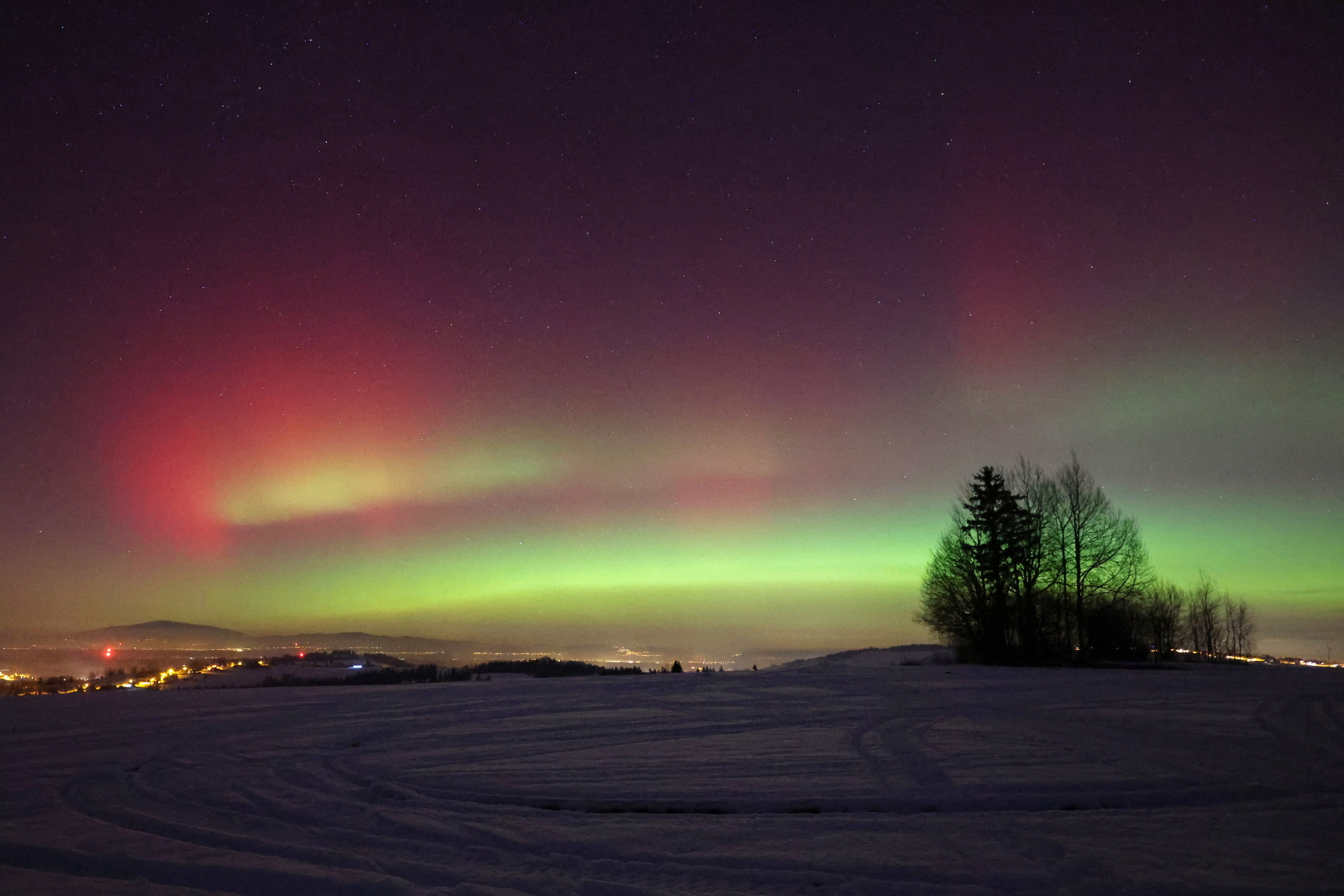Spektakl na nocnym niebie – czym jest zorza polarna? [+GALERIA]