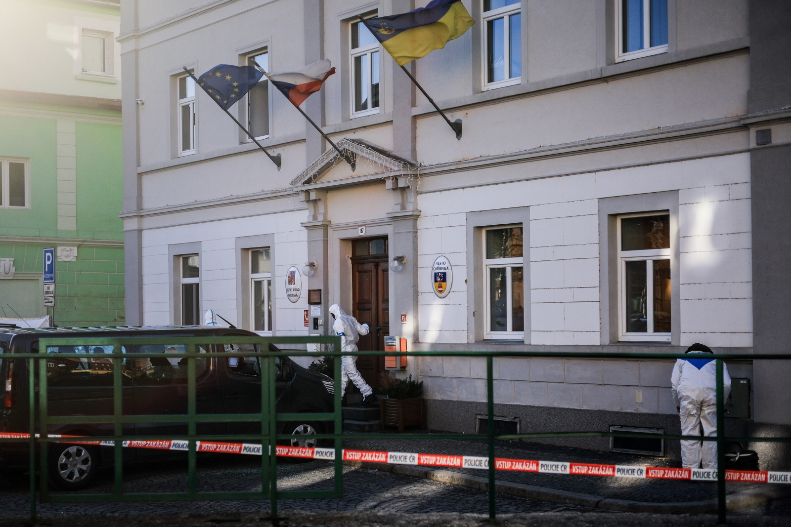 Strzelanina w ratuszu – nie żyją dwie osoby, w tym sprawca [+GALERIA]