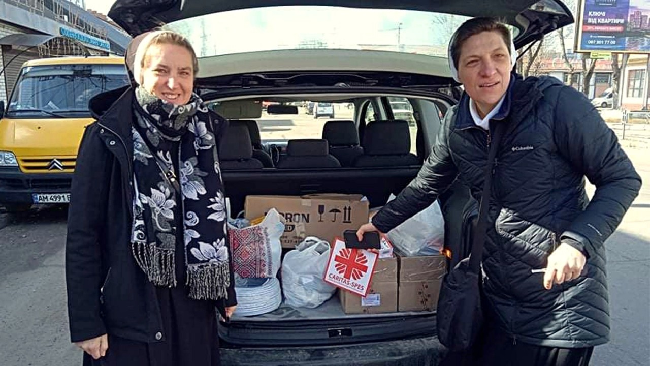 Cztery lata wojny w Ukrainie. Siostry zakonne zostają i służą