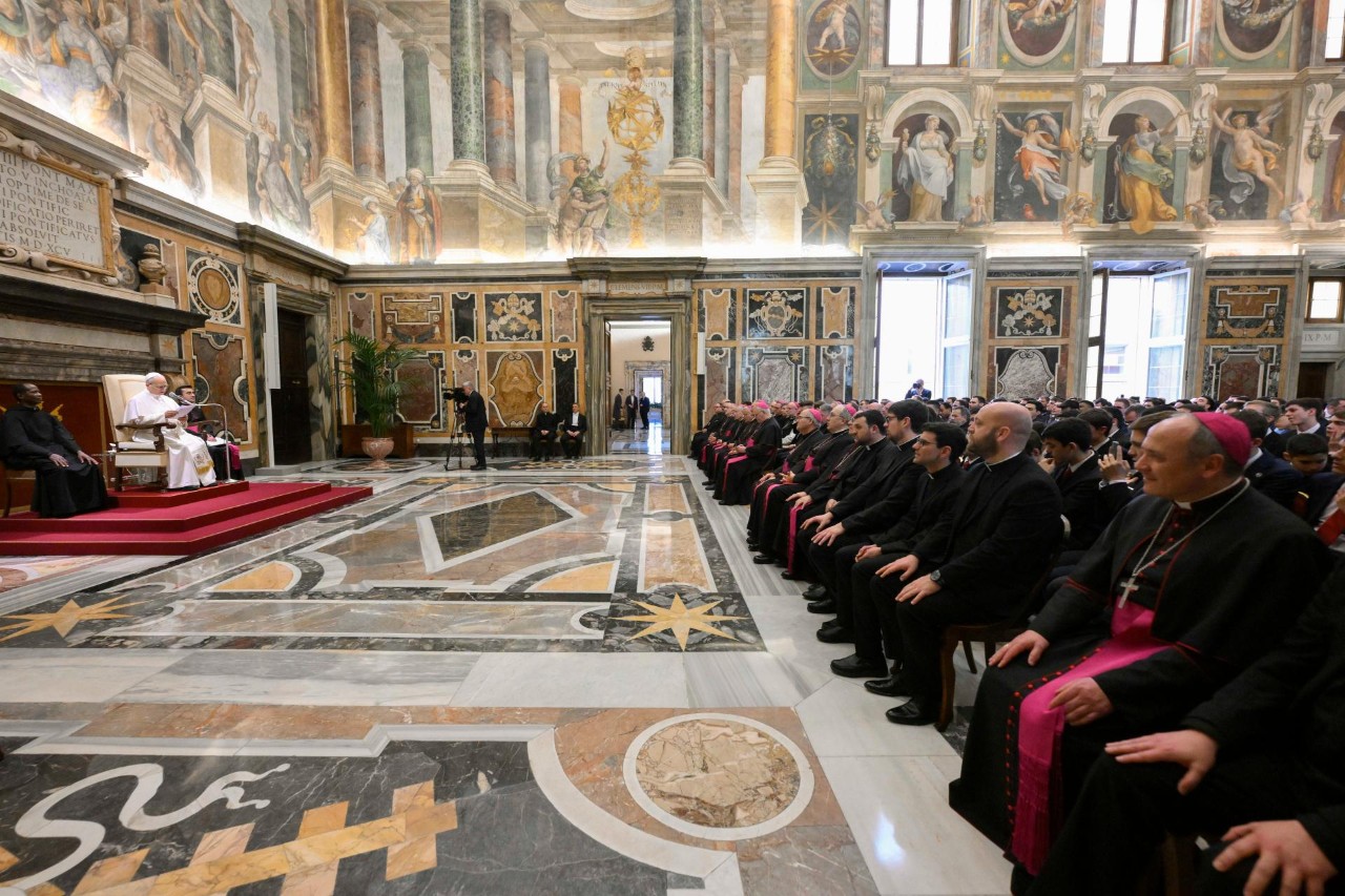 Papież do seminarzystów: dbajcie o relację z Bogiem