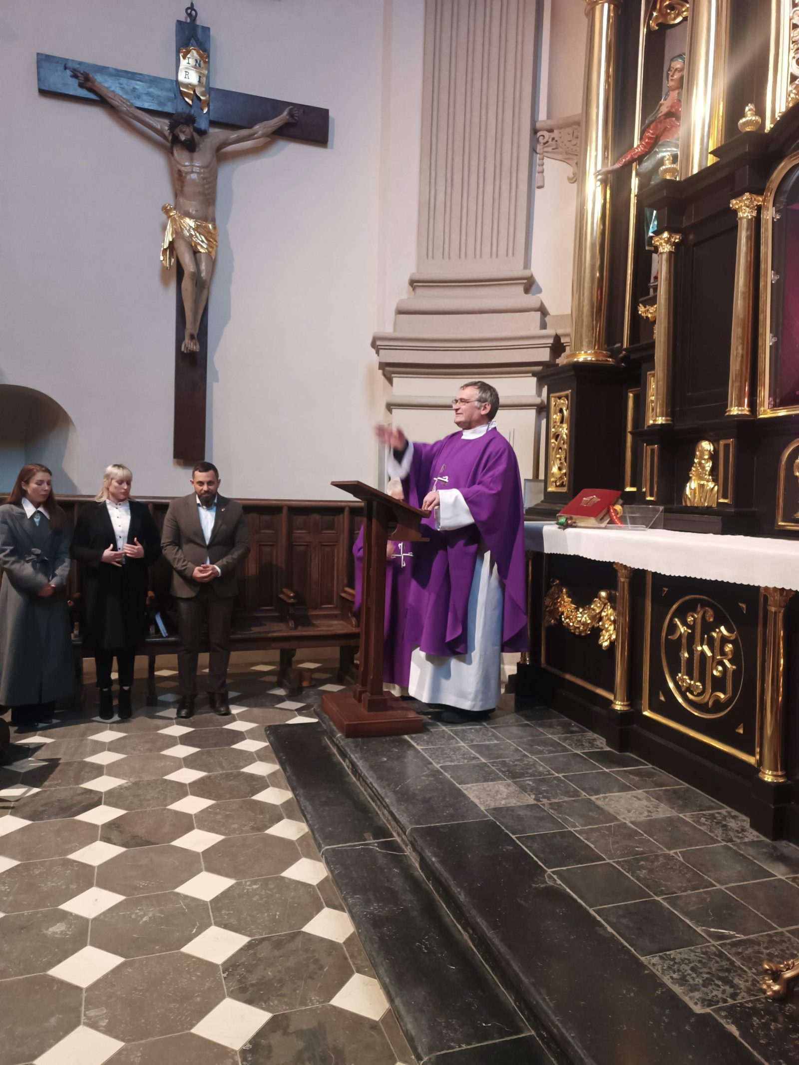 Lublin: nabożeństwo za ofiary wojny w Ukrainie