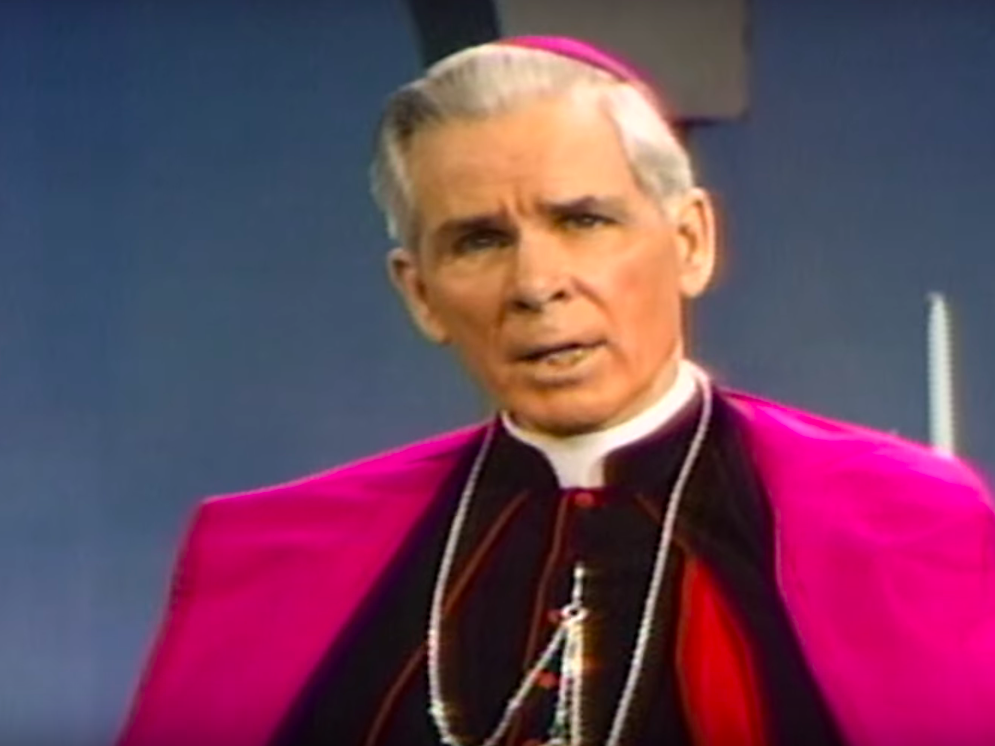 61 lat codziennej adoracji. Źródło misyjnego zapału Fultona Sheena
