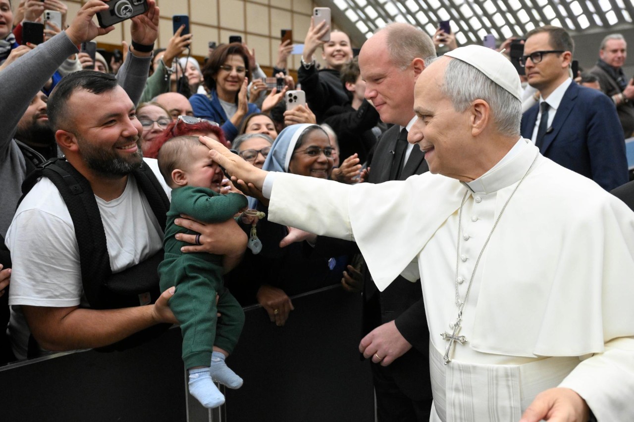 Leon XIV odwiedzi parafię w Ponte Mammolo