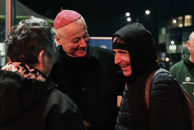 Mobilny Kościół. „A jak pan biskup ma na imię?” – „Artur jestem”