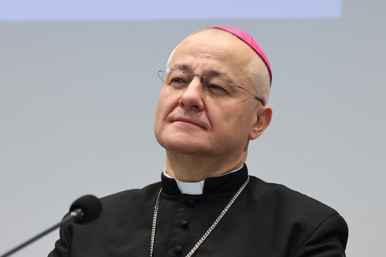 Bp Ważny: milczenie i zakrywanie ran oznaczałoby powolną śmierć Kościoła