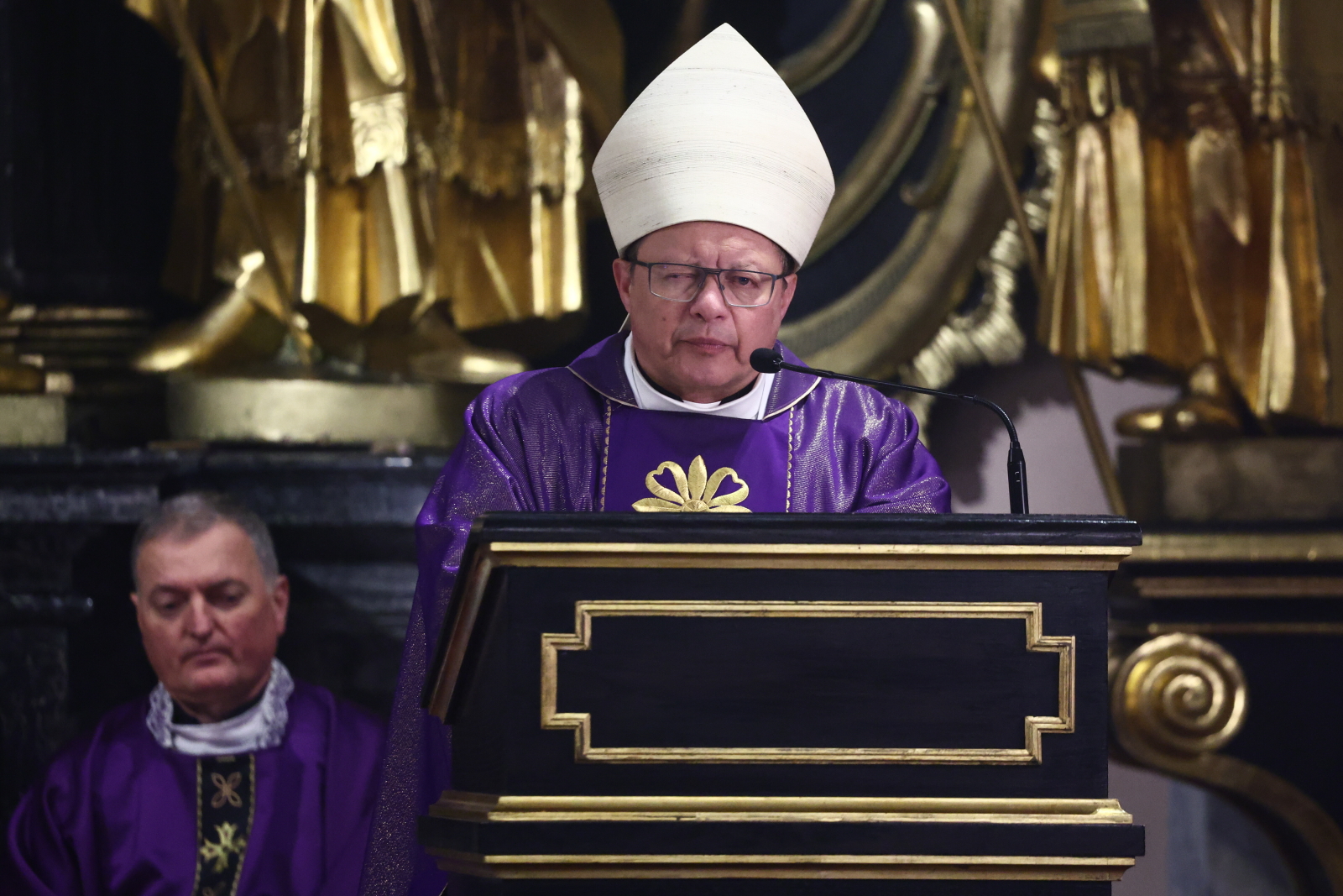 Kard. Grzegorz Ryś o Osobach Skrzywdzonych: To w nich najbardziej jest Jezus Chrystus