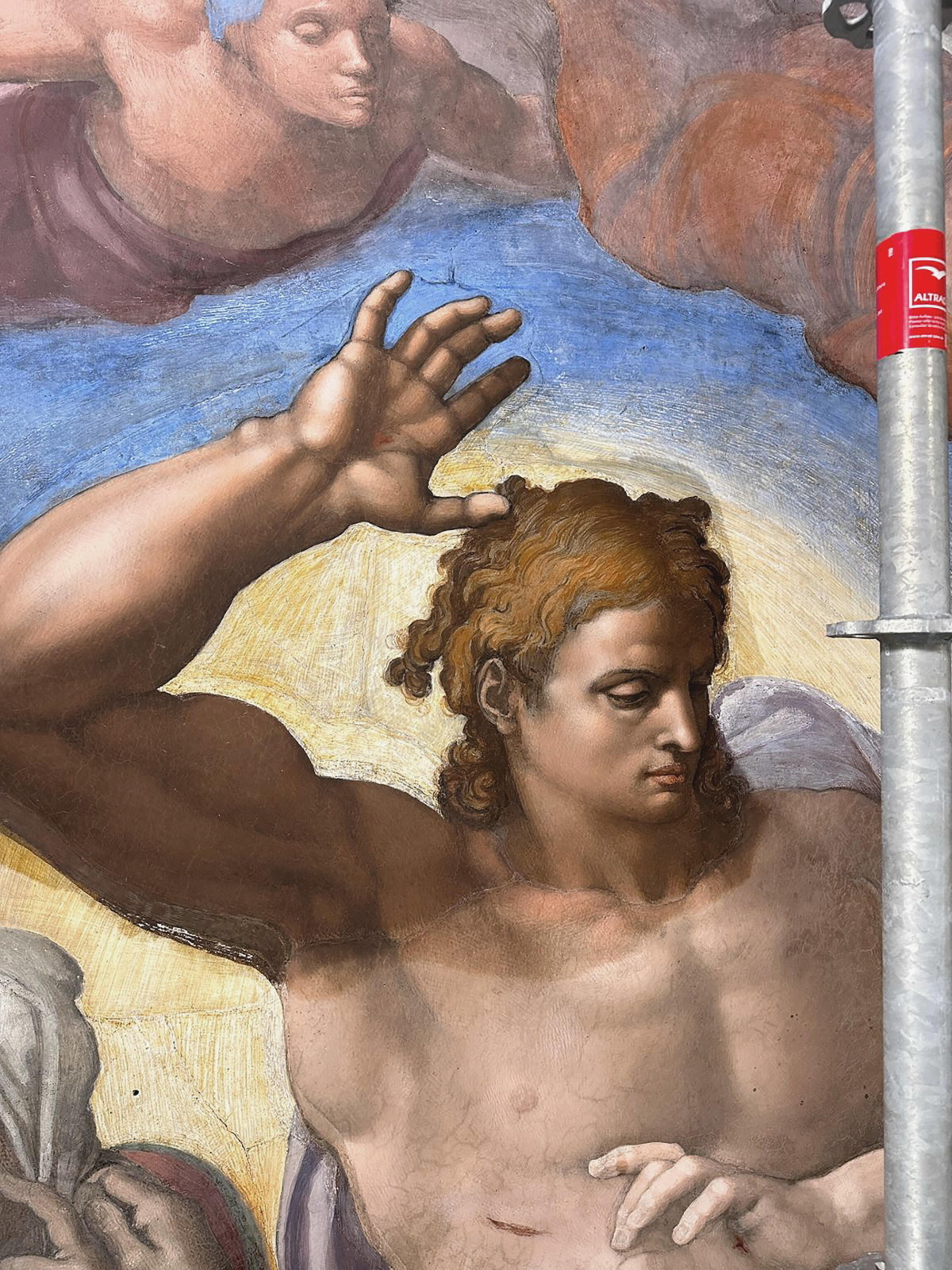 Pokazano zdjęcia postępów w pracach nad konserwacją arcydzieła Michała Anioła w Kaplicy Sykstyńskiej [+GALERIA]