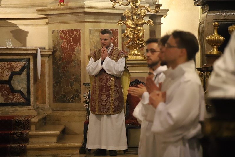 Kard. Grzegorz Ryś: Wielki Post łączy się ze słuchaniem Słowa Bożego