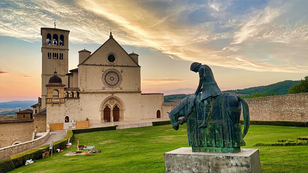 „Nie turystyka a wiara” – To św. Franciszek przyciąga do Asyżu 