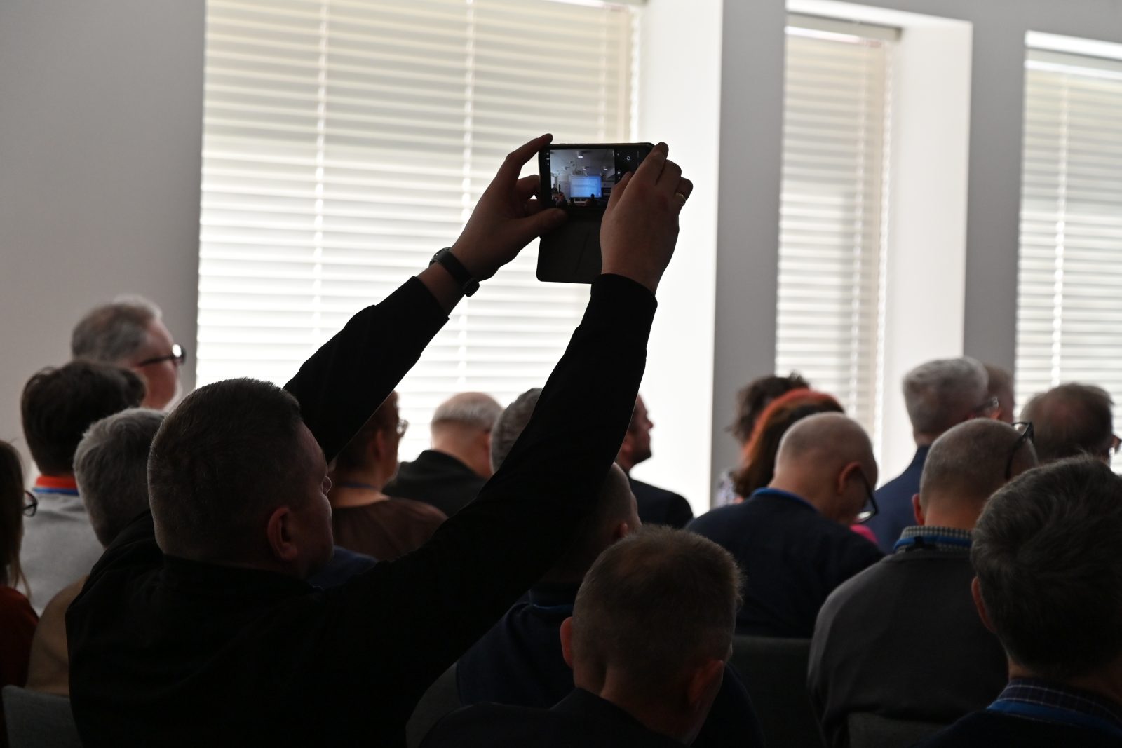 Debata o diakonacie stałym. Diakon celibatariusz – skoro w żyje w celibacie, to dlaczego nie jest księdzem?