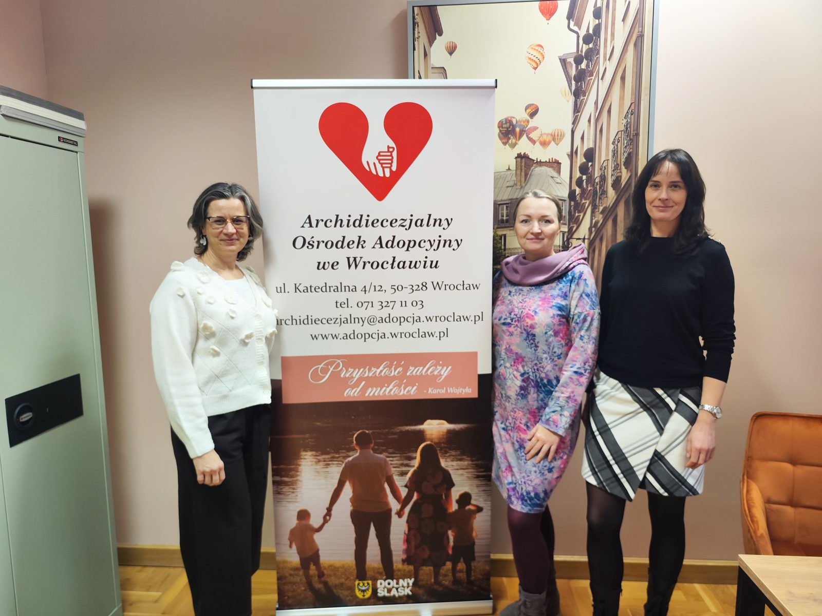 Adopcja to droga. „Miłość nie zawsze pojawia się od razu, ale rodzi się z czasu i bliskości” [ROZMOWA]