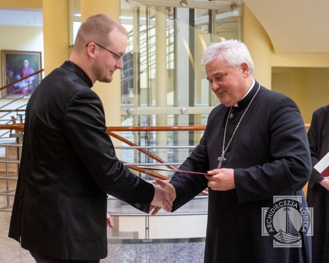 Pierwsze decyzje metropolity łódzkiego