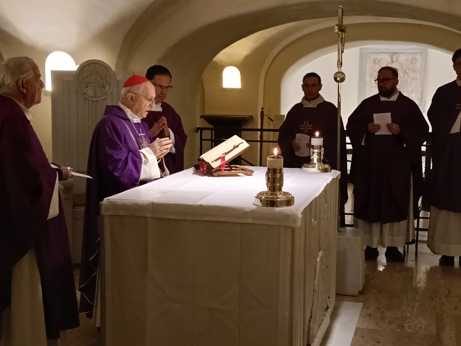 Kard. Filoni: Kościół wciąż potrzebuje Benedykta XVI