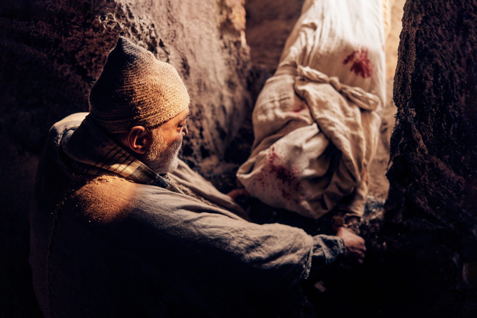 Miejsce Słowa – czuwanie przy Grobie Pańskim VR w Wielkim Tygodniu