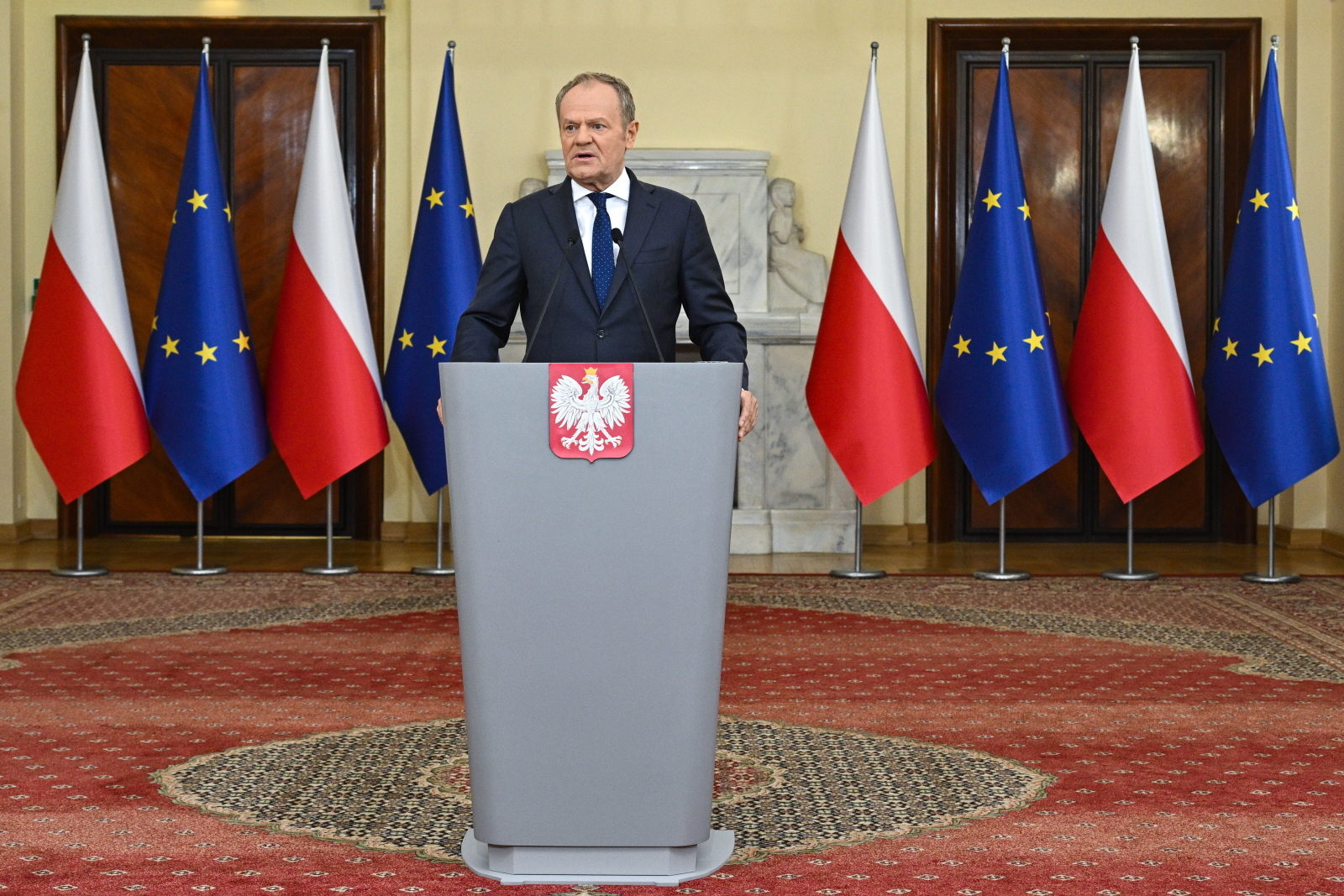 Premier: wprowadzimy maksymalną cenę detaliczną na paliwa