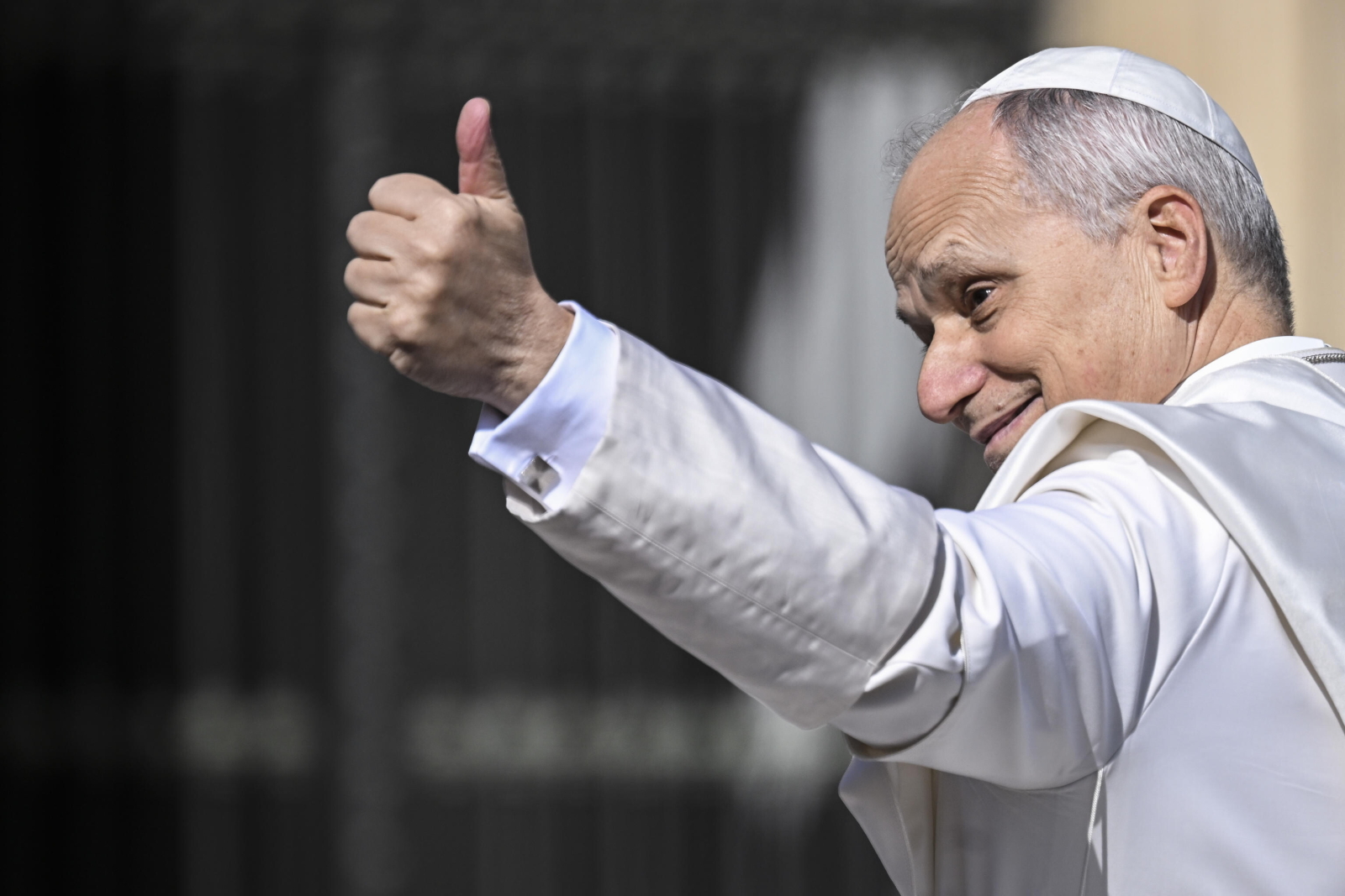 Leon XIV w Castel Gandolfo: modlę się o rozejm na Wielkanoc. Chrystus przez cały czas cierpi