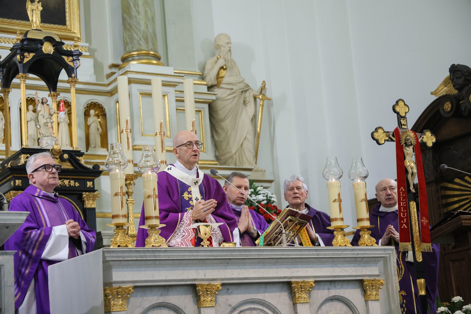 Warszawa: pogrzeb szczątków ofiary zbrodni katyńskiej [+GALERIA]