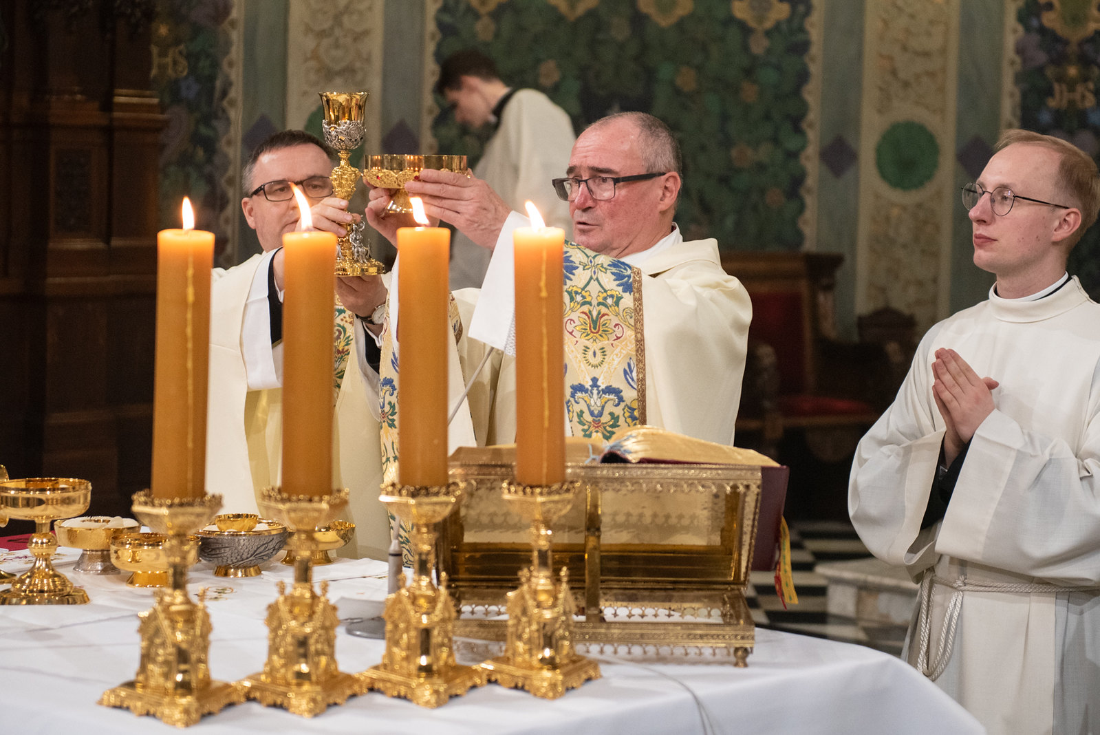 Bp Stułkowski na Wielkanoc: Miłość Zmartwychwstała niech będzie Waszym kompasem