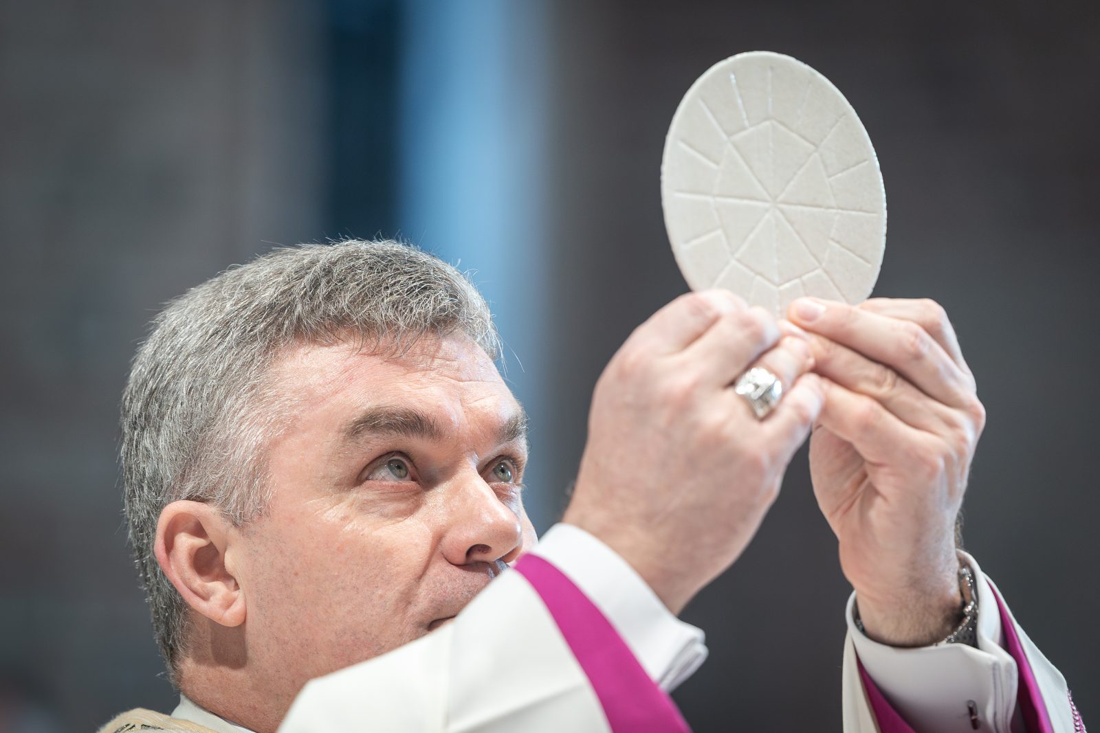 Msza Krzyżma w poznańskiej Katedrze [GALERIA]