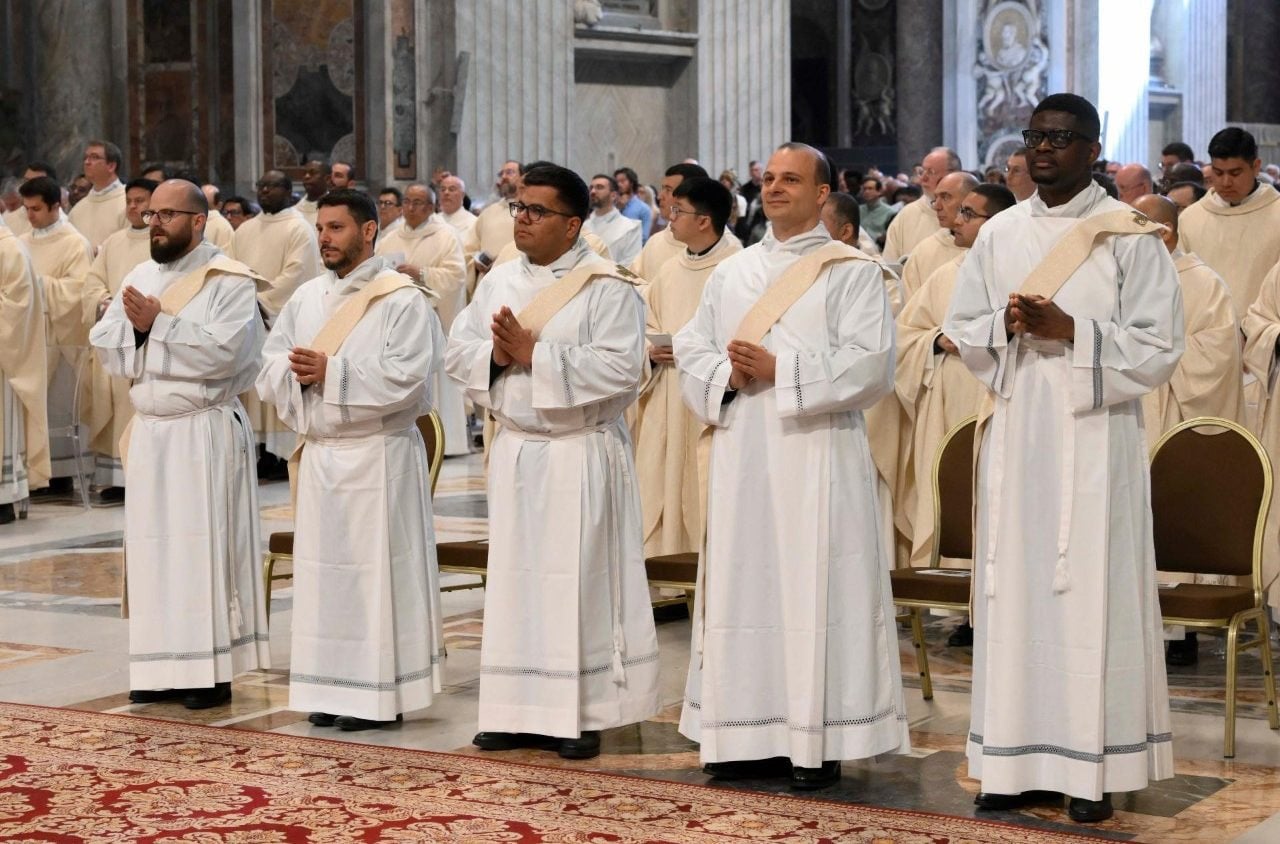 Anglia i Walia: rośnie liczba powołań kapłańskich