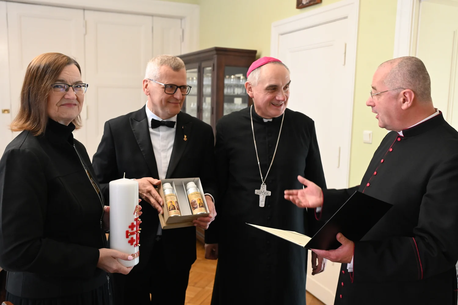 Bydgoszcz: olejek nardowy darem Zakonu Rycerskiego Świętego