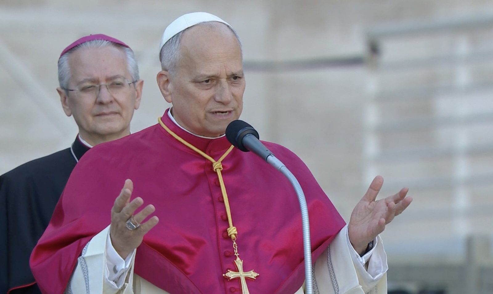 Leon XIV na modlitwie o pokój: potrzeba wiary, by stawić czoła dramatycznej godzinie dziejów