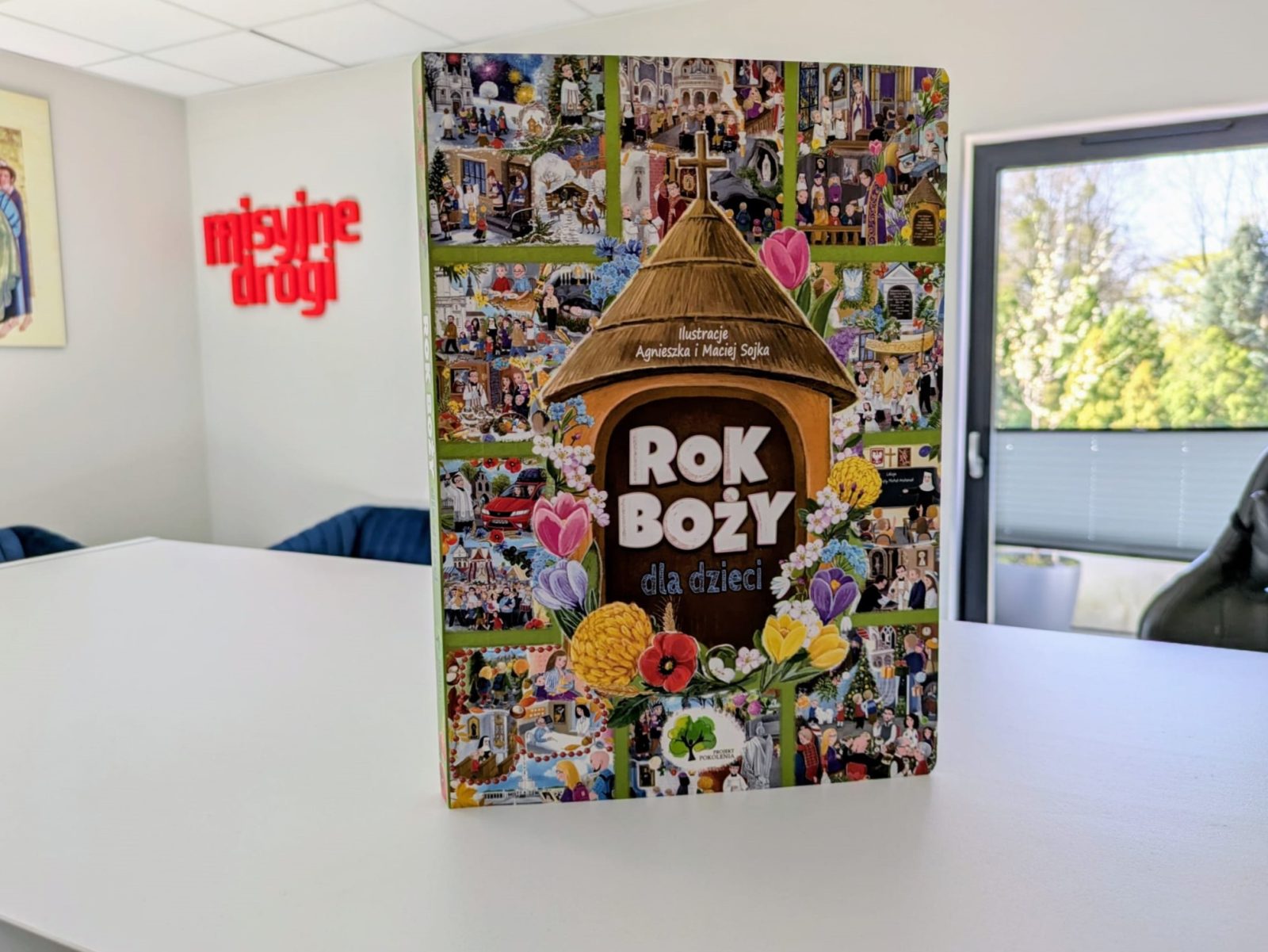 „Rok Boży”, czyli jak opowiadać swoim dzieciom o Bogu i Kościele [RECENZJA]