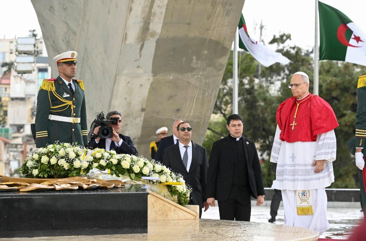 Leon XIV w Algierze: Pokój z wami! Przyszłość należy do ludzi pokoju