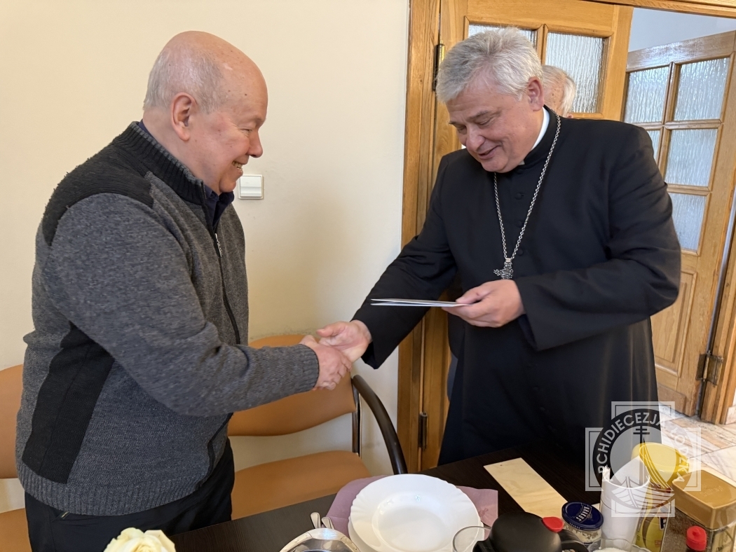 Kard. Krajewski odwiedził Dom Księży Emerytów