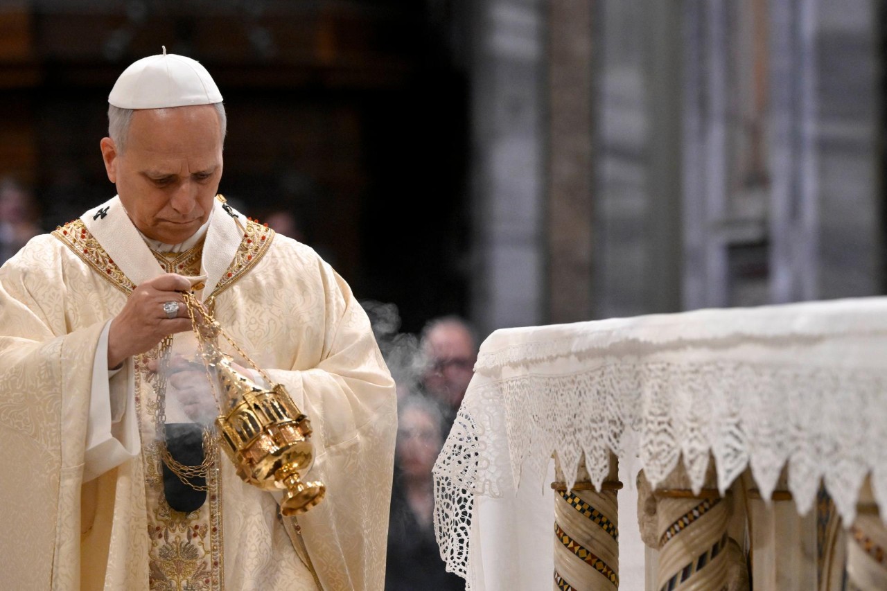 Papież w Wielki Czwartek: Pan nas obmywa, abyśmy mogli odpowiedzieć na Jego miłość 
