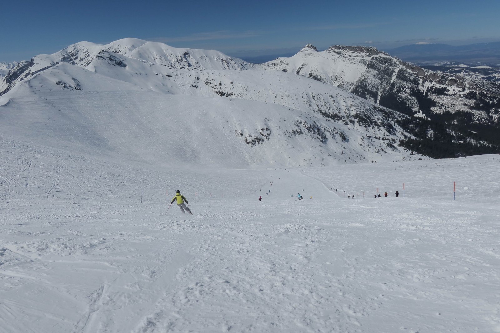 Tatry: trudne warunki na szlakach; zamknięte Morskie Oko i lawinowa „trójka”