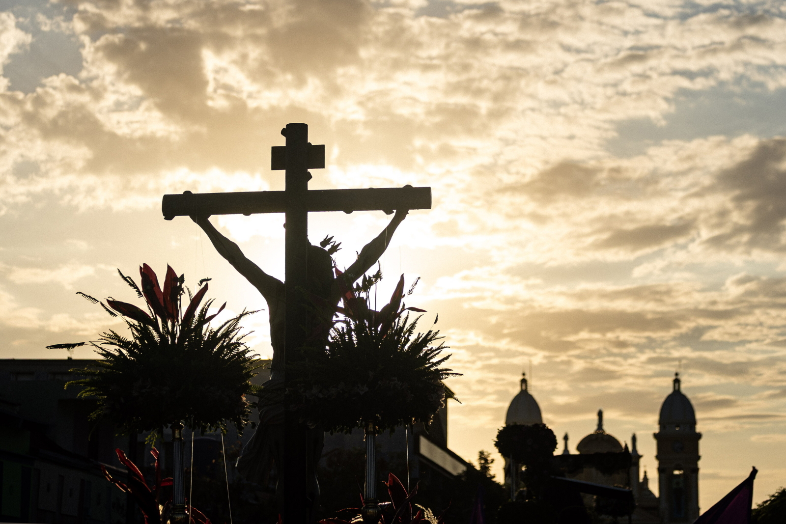 Po 50 latach wróciła procesja Wielkiego Tygodnia. „Znak odradzającej się wiary”
