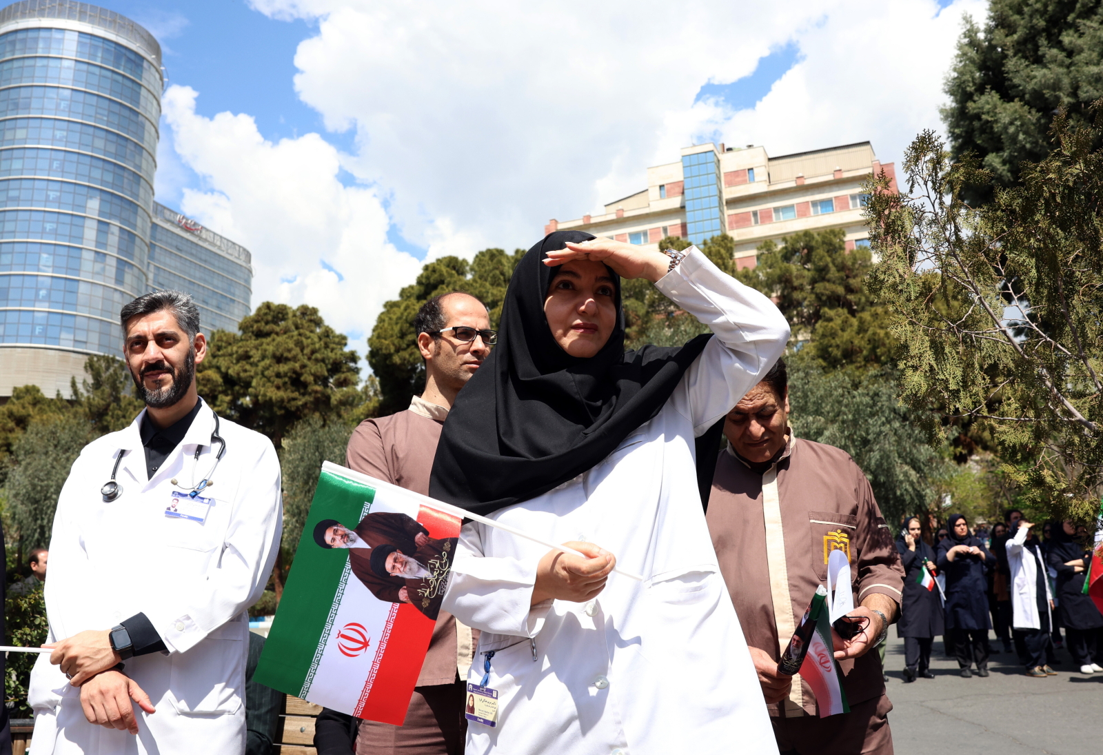 Izrael: armia ostrzegła Irańczyków, by do wieczora unikali podróży pociągami