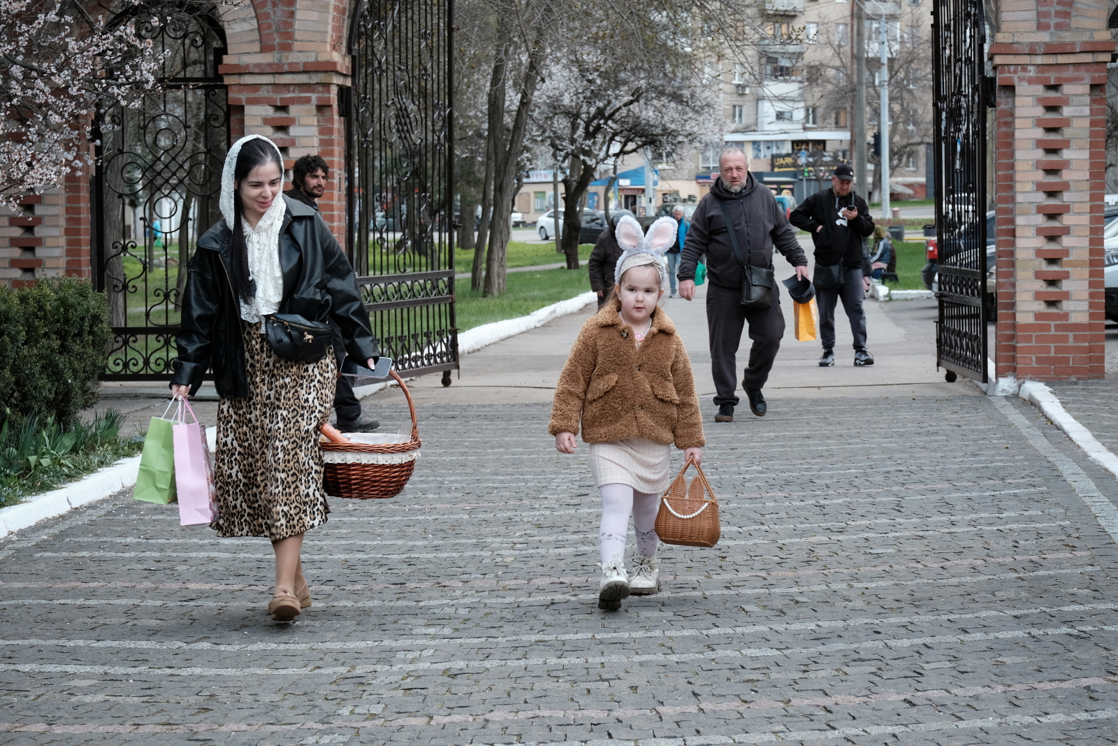 Ukraina: od początku wielkanocnego rozejmu Rosja wielokrotnie złamała zawieszenie broni