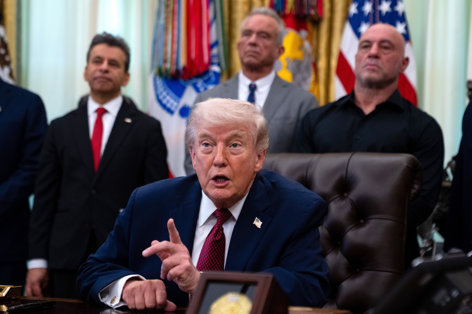 Donald Trump: w razie fiaska rozmów w Islamabadzie irańska infrastruktura zostanie zniszczona