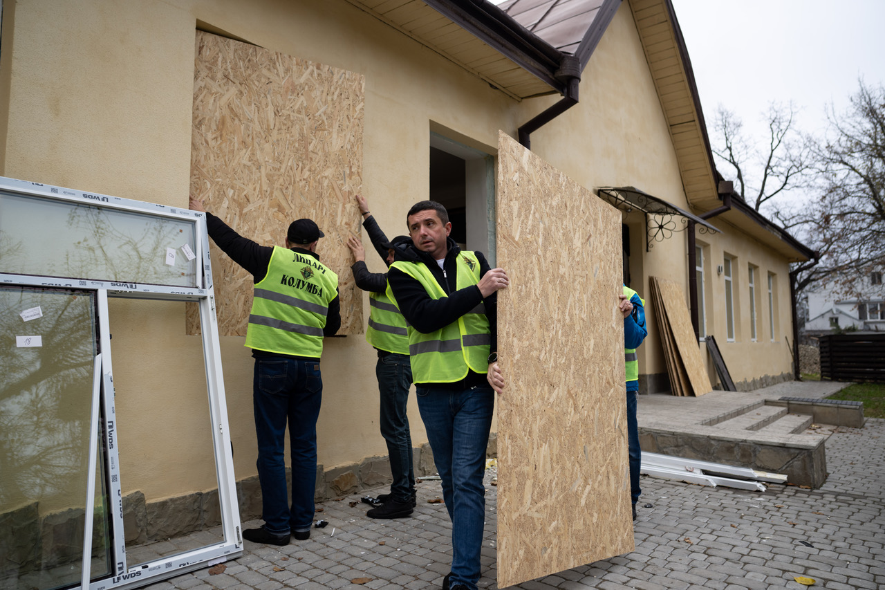 Lwów: Rycerze Kolumba odbudowują parafię po rosyjskim ataku