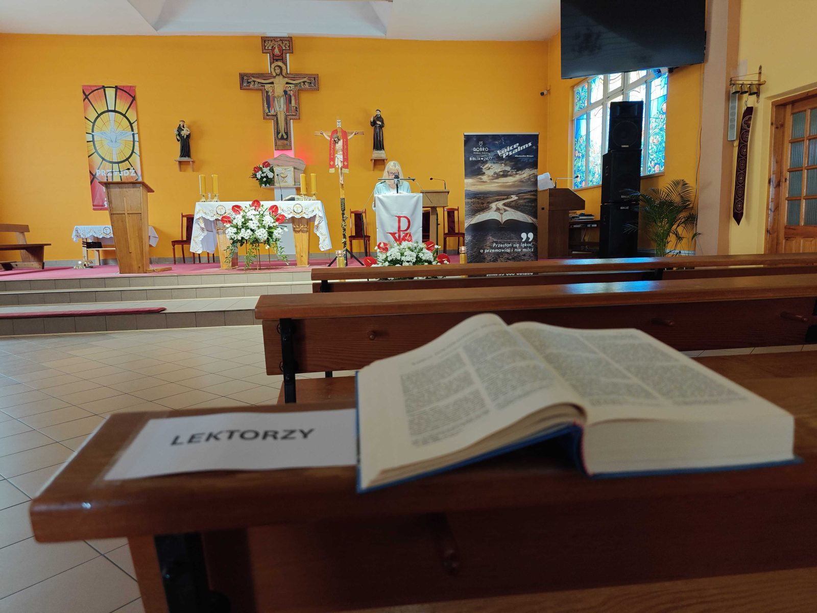 Przez cały tydzień czytają Biblię. W Zielonej Górze trwa akcja Biblia 24/7 [RELACJA]