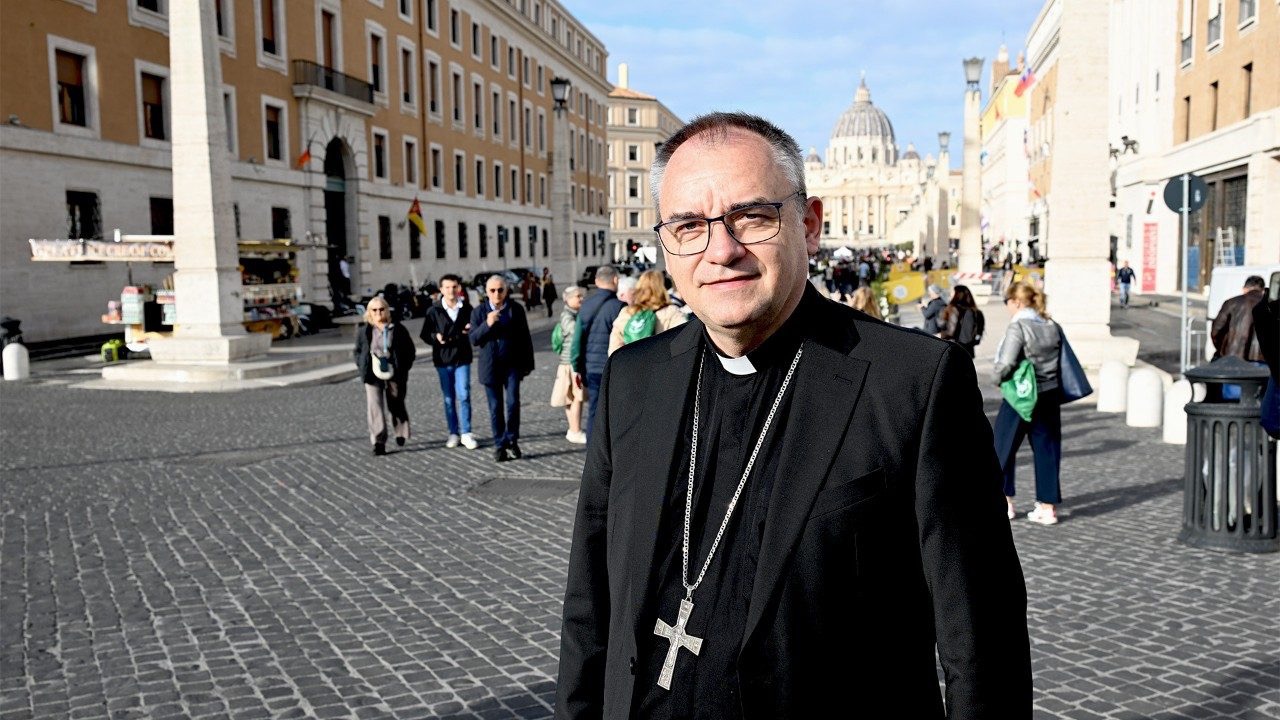 Bp Chrząszcz do Polonii: waszym bogactwem jest budowanie mostów