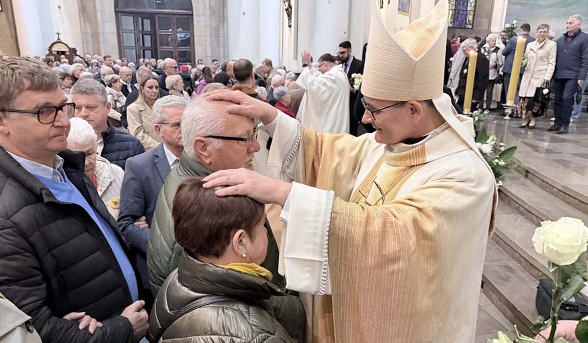Abp Przybylski do małżonków: jesteście znakiem Boga na ziemi