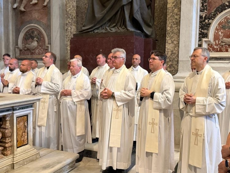 Abp Jan Pawłowski: pamiętajmy o tych, którzy nauczyli nas się modlić