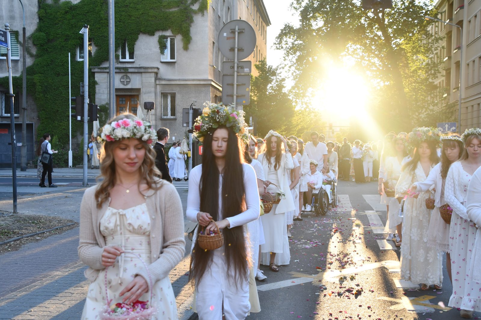 Przez Poznań przeszła Akademicka Procesja Bożego Ciała [GALERIA]