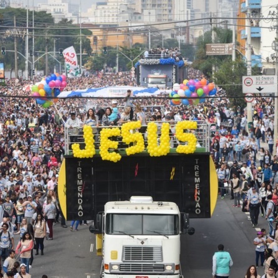 34 tysiące osób przeszło przez centrum Sao Paulo w Marszu dla Jezusa [+WIDEO]
