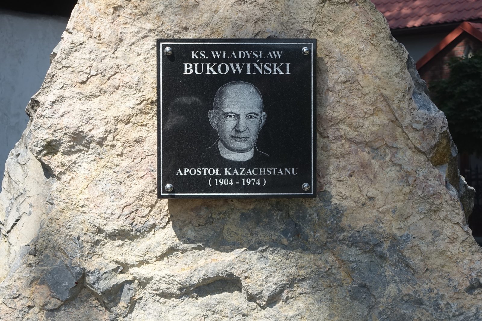 Ksiądz, który wybrał zesłanie. Władysław Bukowiński i Kościół ukryty w domach Kazachstanu [PATRON DNIA]