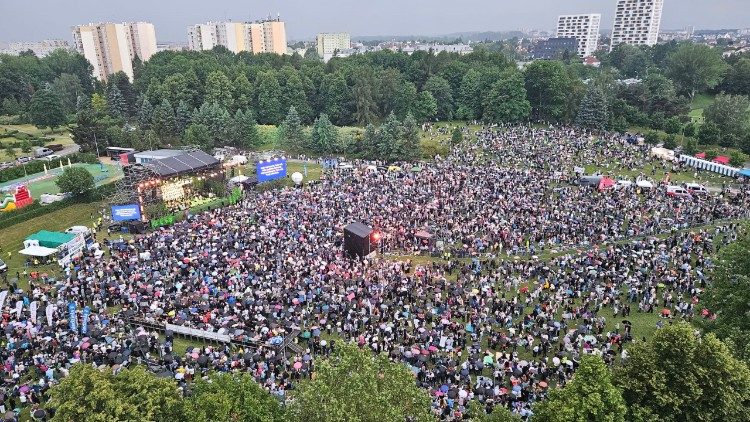 Ponad 20 tys. osób uczestniczyło w Koncercie „Jednego Serca Jednego Ducha” w Rzeszowie