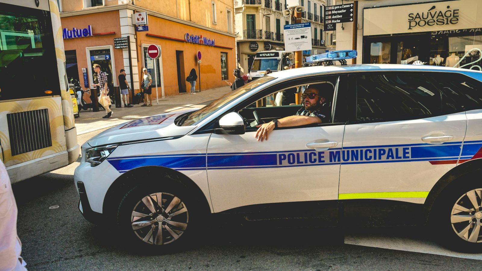Hiszpańska policja przygotowuje się do wizyty papieża