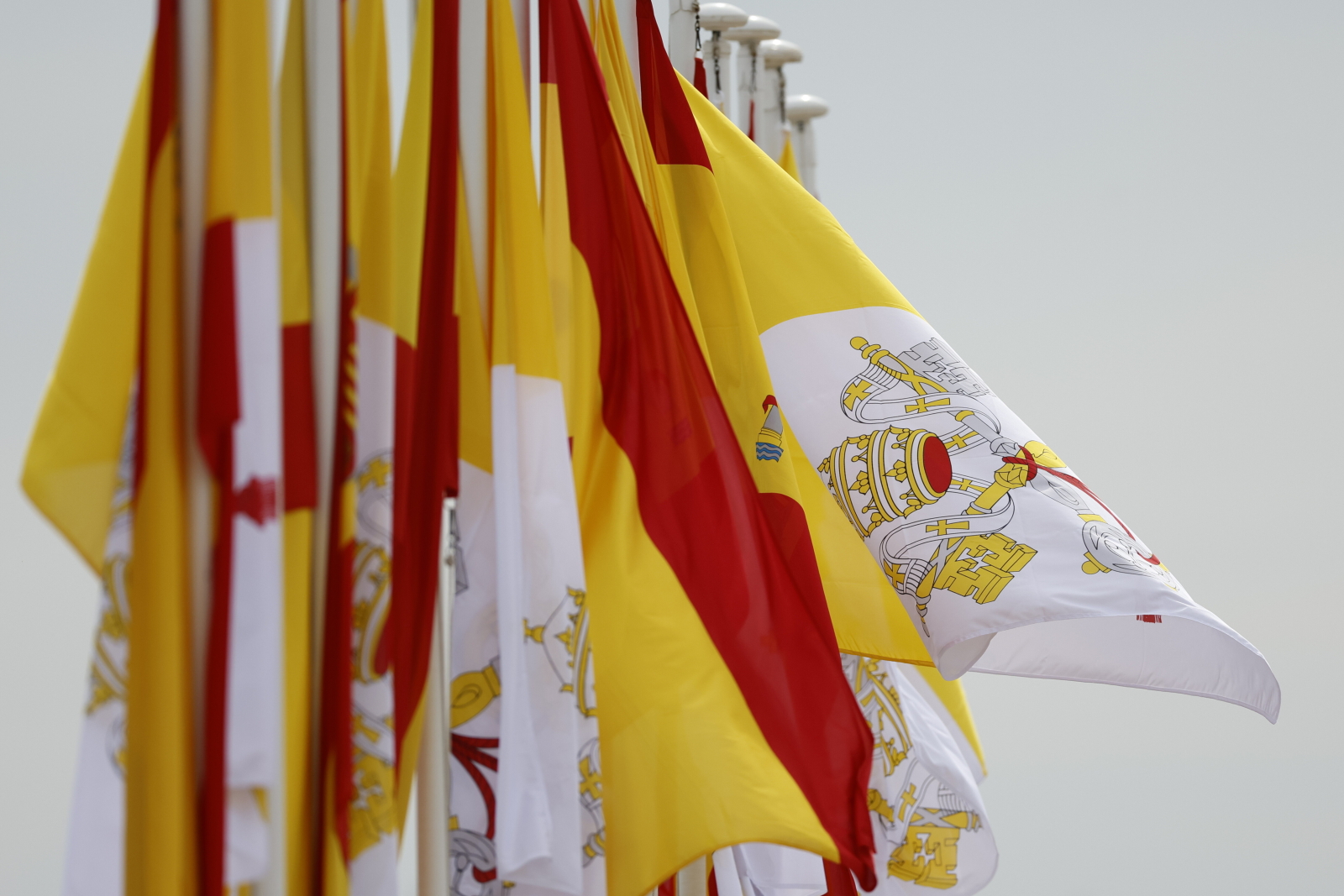 Papież Leon XIV na pokładzie samolotu: jestem szczęśliwy, iż odwiedzę Hiszpanię